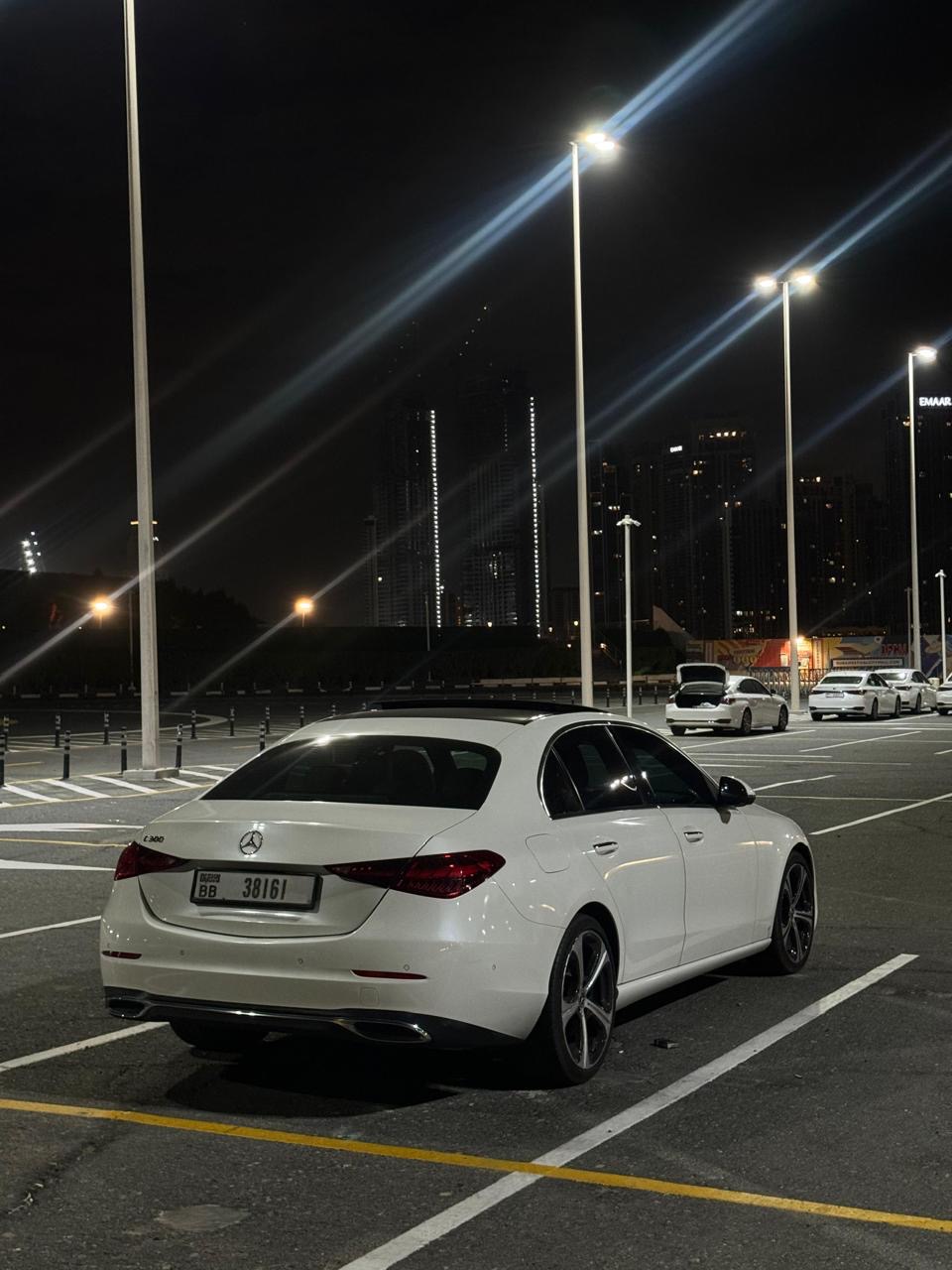 Mercedes C Class C-300 - Image 3