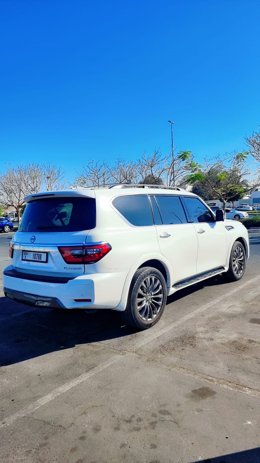 Nissan Armada - Image 3