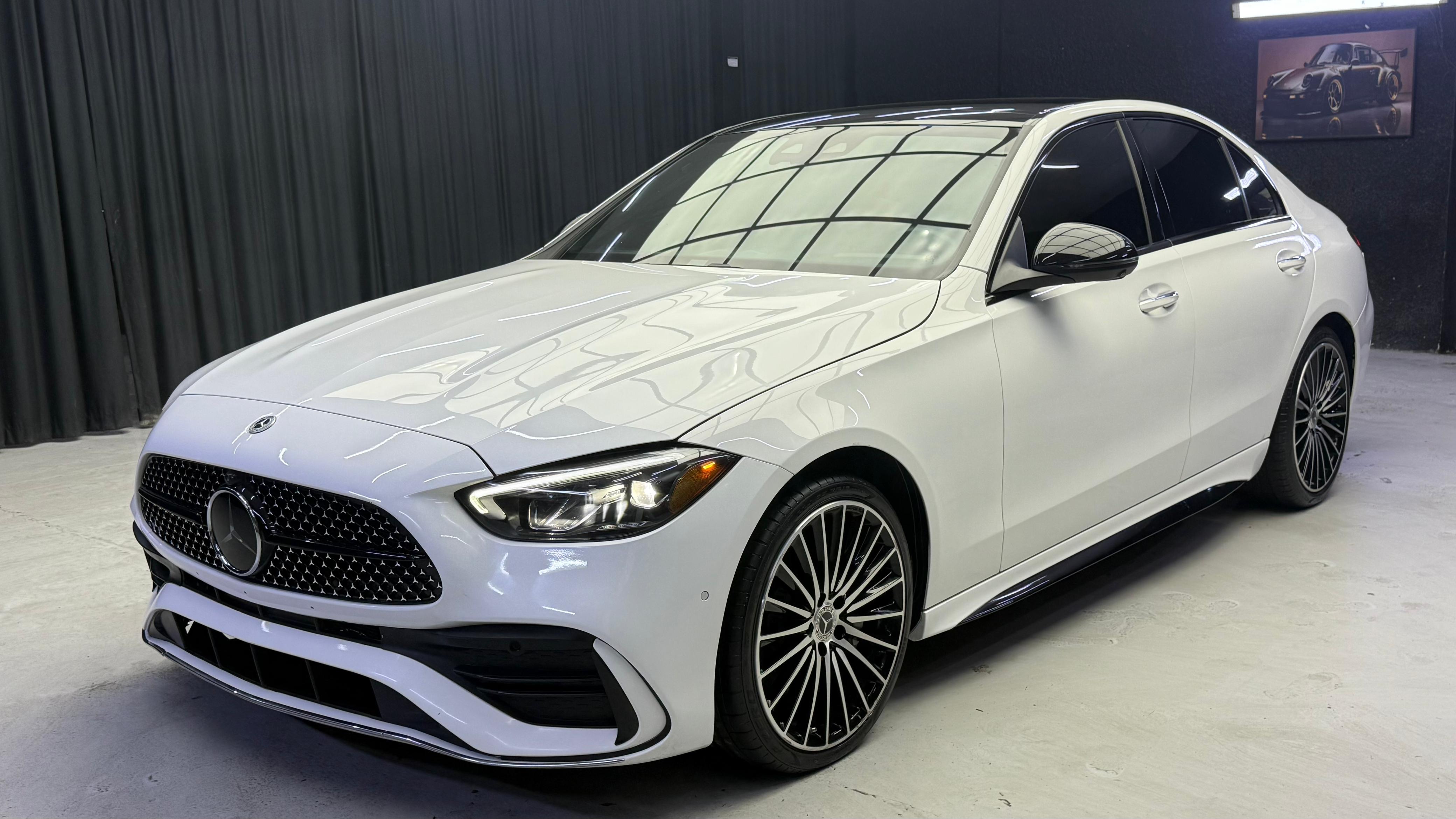 Mercedes C Class C-300 - Image 3