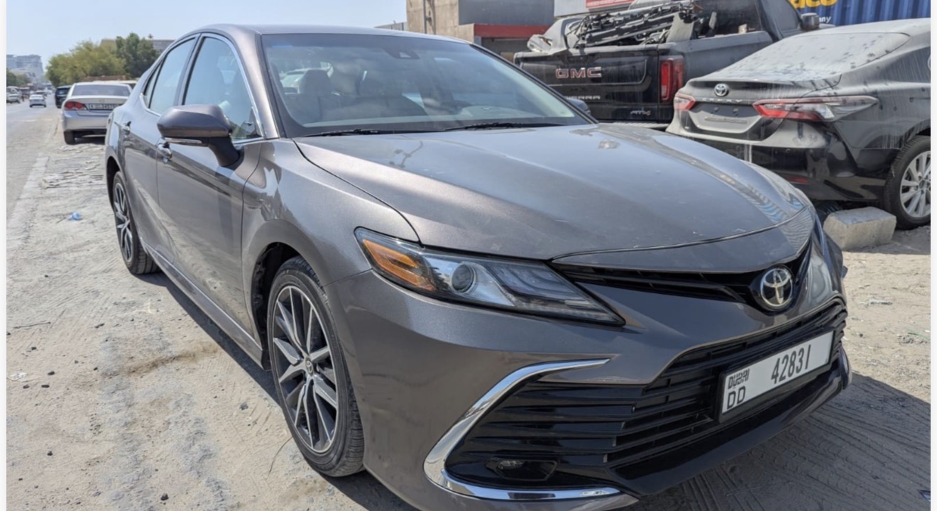 Toyota Camry - Image 2