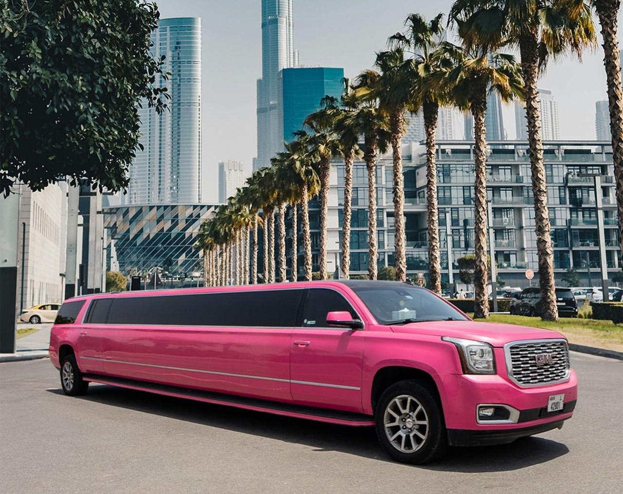 Barbie Pink Limousine - Image 2
