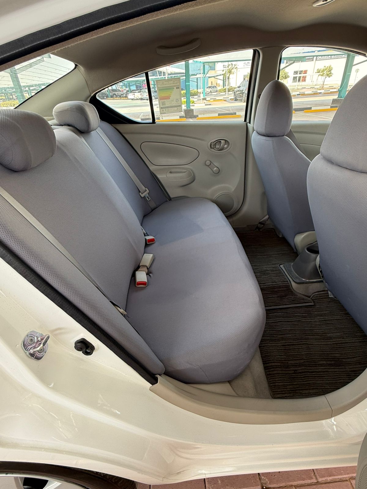 Nissan Sunny - Image 4