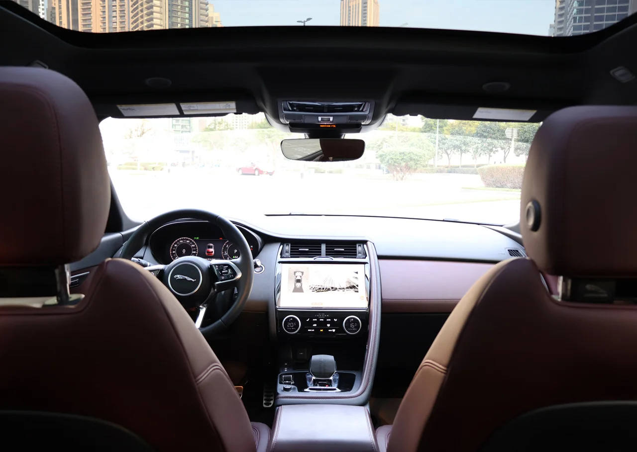 JAGUAR E PACE DYNAMIC - Image 4