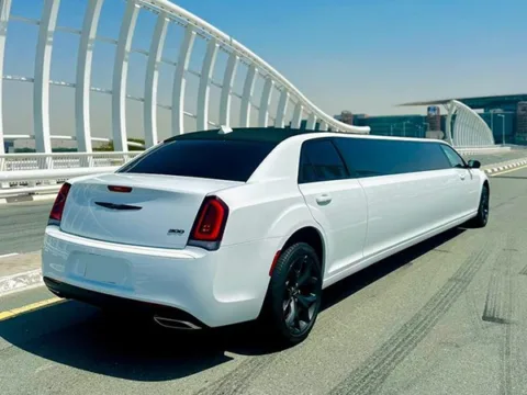 Rent Chrysler Limo in Dubai Abu Dhabi UAE White