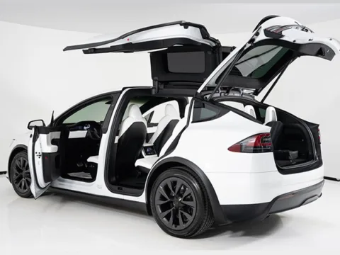 Tesla X-Plaid Rental in Dubai Abu Dhabi UAE - wheelsonrent.ae